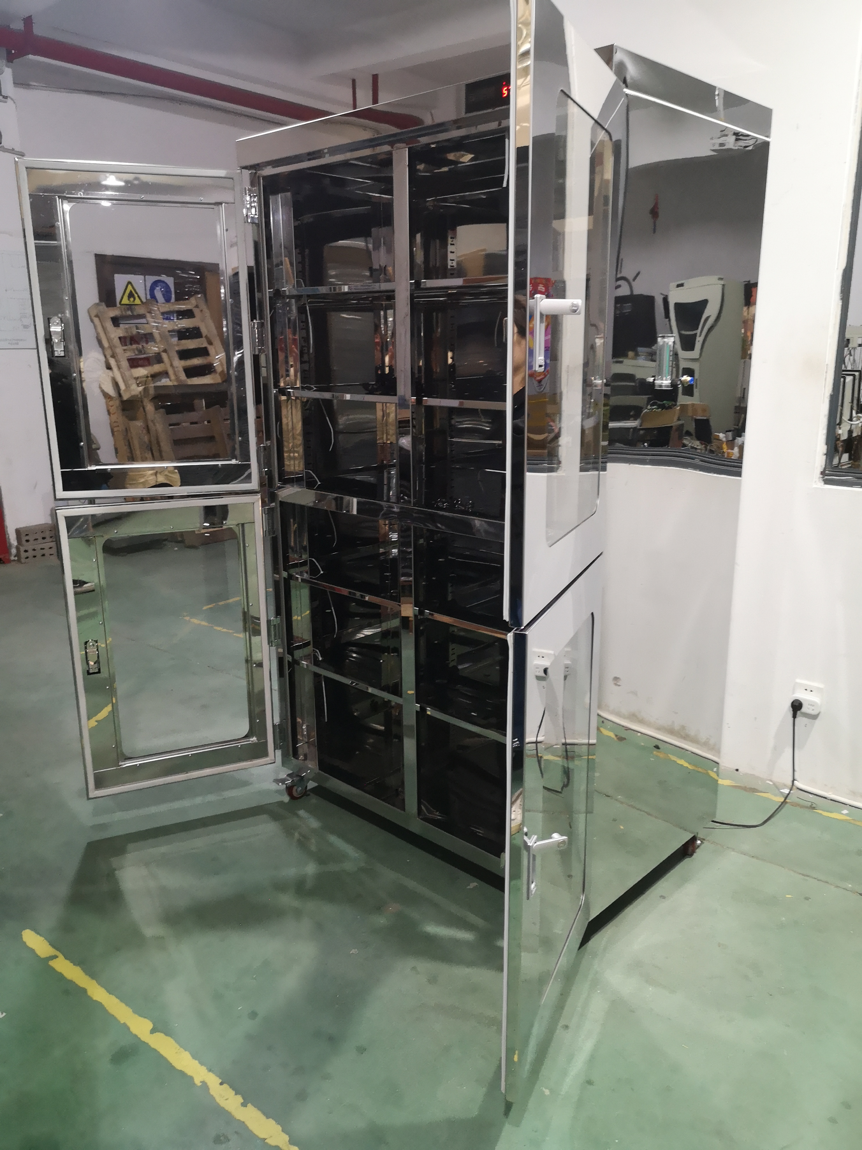 Fast Dehumidifying Stainless Steel Nitrogen Desiccator Cabinets for Cleanroom Use